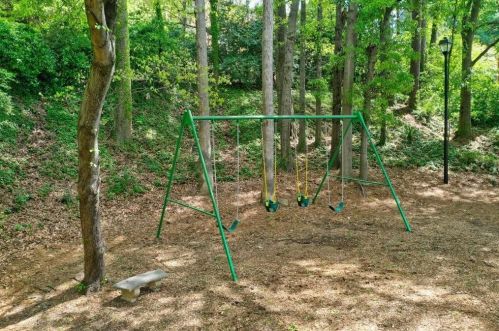 2104 Defoors Mill Dr, Atlanta GA  30318-2368 exterior