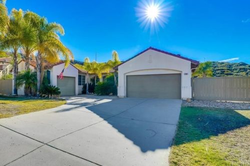 23661 Calle Ovieda, Ramona, CA 92065-6411