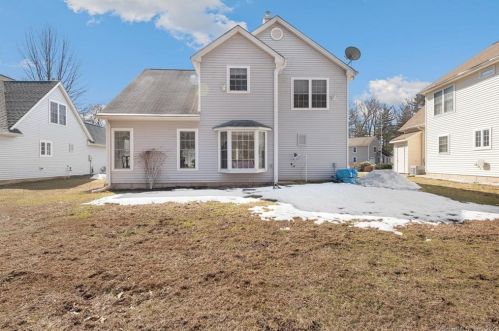 49 Fitch Meadow Ln, Wapping CT  06074-1018 exterior