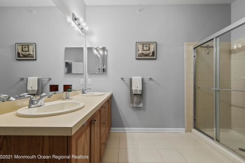 631 Ml Pond Way, Tinton Falls NJ 07724-2478 exterior