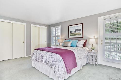 7166 Bentley Cir, Englewood CO 80112-1186 exterior