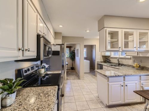 8372 Ponderosa Dr, Parker CO 80138-8231 exterior