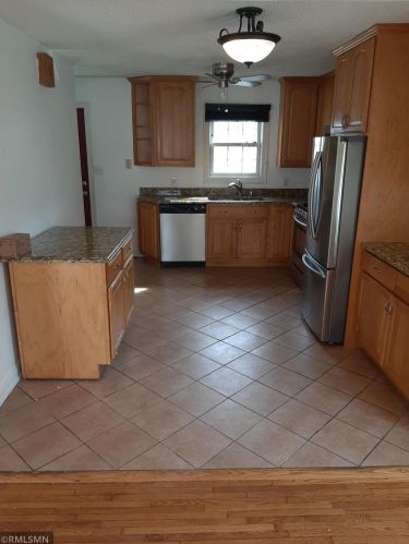 5709 Lake St, Minneapolis MN  55416-2108 exterior