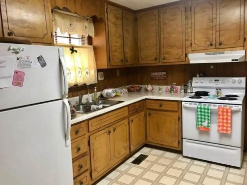 153 Whitehead St, Norris, GA 30828-8240