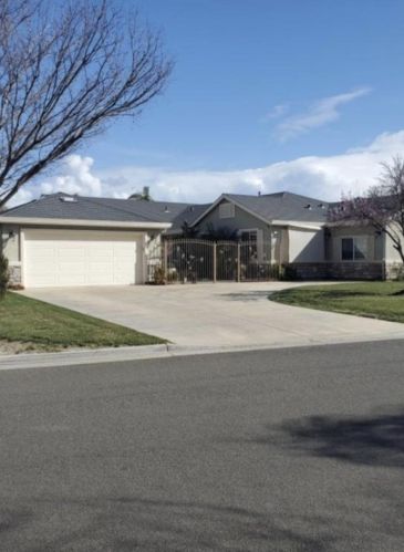 28390 Depot Master Dr, Tracy, CA 95304-8162