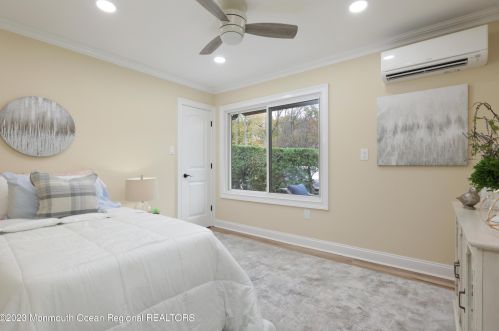 20 Lexington Ct, Tinton Falls NJ 07701-5467 exterior