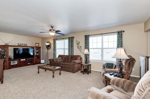 5452 Eaton Park Way, Aurora CO 80016-4292 exterior