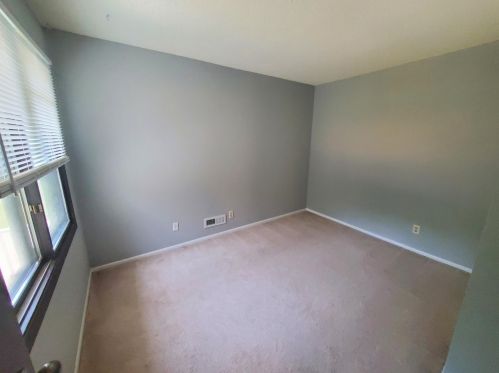 1054 Carmel Ct, Saint Paul MN  55126-5877 exterior