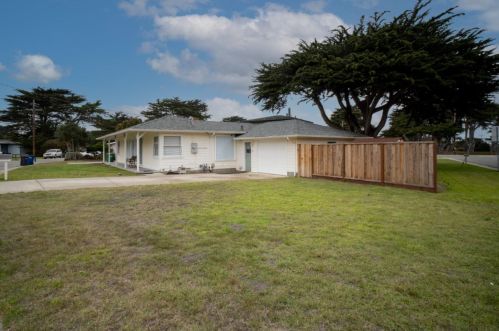 65 Companion Way, Del Monte Park, CA 93950-2138