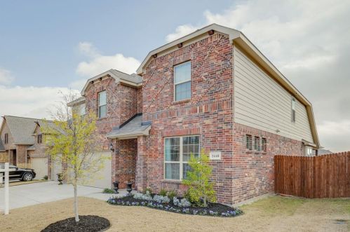 2440 Maple Stream Dr, Fort Worth TX  76177-2153 exterior