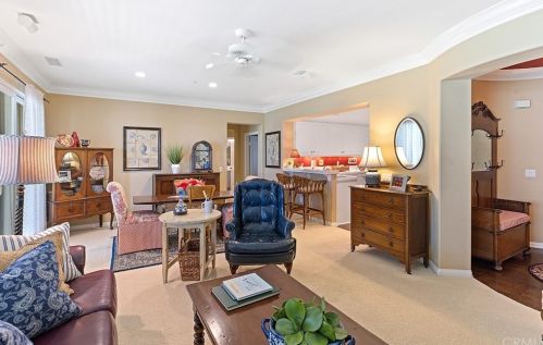 47 Gingerwood, Irvine CA  92603-0102 exterior