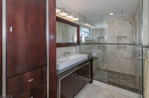 1005 Canal Rd, Princeton NJ  08540-8431 exterior