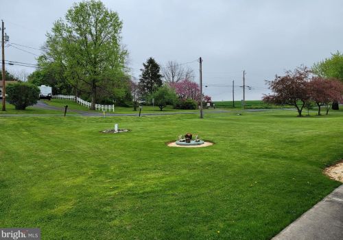 204 Alters Rd, Carlisle PA 17015-8969 exterior