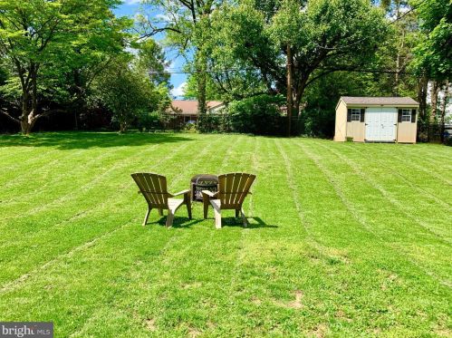 41 Roosevelt Blvd, Lancaster PA  17601-4039 exterior