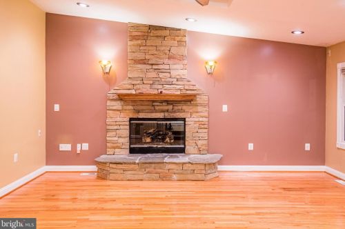 2614 Urbana Dr, Silver Spring MD 20906-5032 exterior