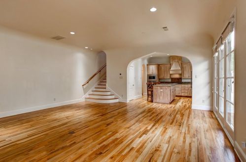 245 Casa Blanca Ave, Fort Worth TX  76107-7720 exterior
