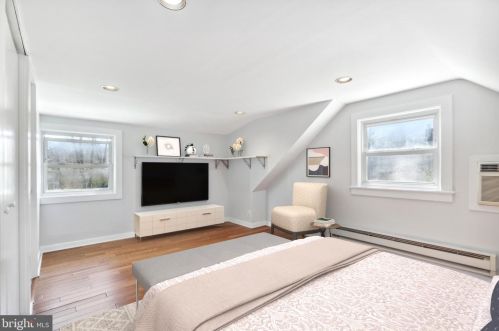 13 Dorann Ave, Princeton NJ  08540-3906 exterior