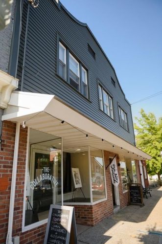 4 Market St, Warren, RI 02885-2516
