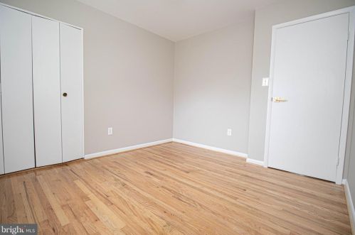 7834 Brompton St, Springfield VA  22152-1956 exterior