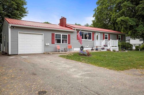 1 Simonds Rd, Portsmouth, NH 03801-5908