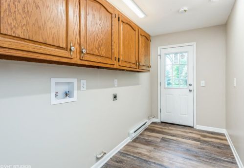 3013 Coral Dr, Hobart IN  46342-3521 exterior