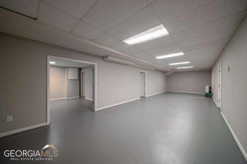 10945 Glenbarr Dr, Duluth GA  30097-7877 exterior