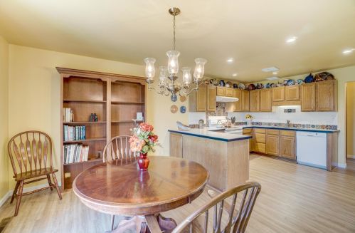 3282 Camelot Dr, Saint Paul MN  55125-2754 exterior