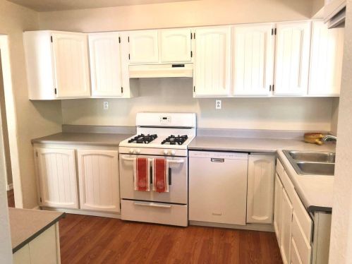 2812 Freebridge St, Redding, CA 96001-3625