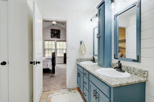 20217 Engelmann Ln, Webberville TX exterior