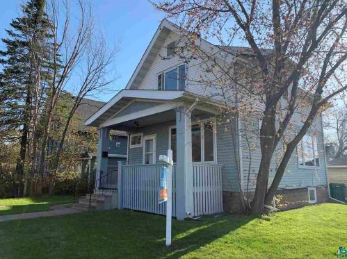 364 Pacific Ave, Duluth, MN 55806-1318