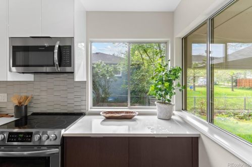 1310 Bates Pkwy, Englewood CO  80113-1761 exterior