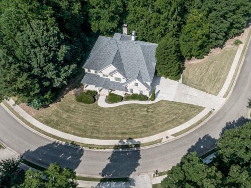 127 Northampton Dr, Holly Springs, GA 30115-6018