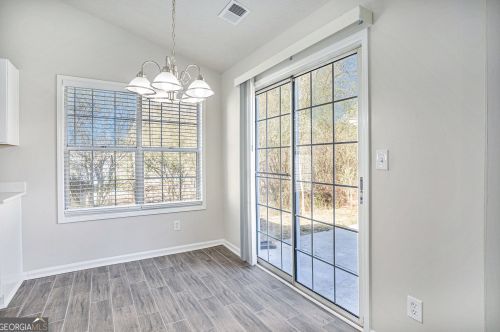 5858 Mistyview Dr, Rex GA 30273-1153 exterior