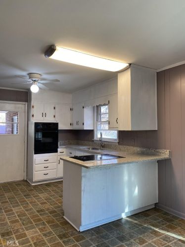 801 Greenhill Dr, Conyers GA  30012-4818 exterior