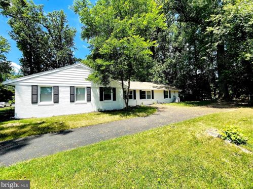 428 Northwest Dr, Silver Spring MD  20901-4417 exterior