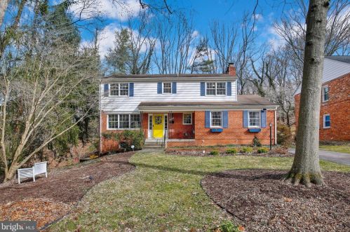 900 Balmoral Dr, Silver Spring MD  20903-1301 exterior