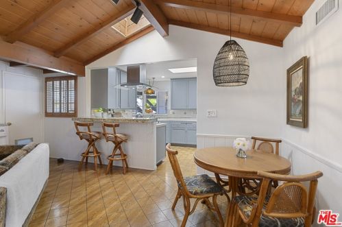 1520 Harle Pl, Anaheim CA  92802-2510 exterior