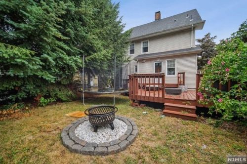 261 Berkeley Ave, Bloomfield, NJ 07003-4903