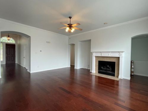 1716 Yarmouth Ln, Midlothian TX  76063-2914 exterior