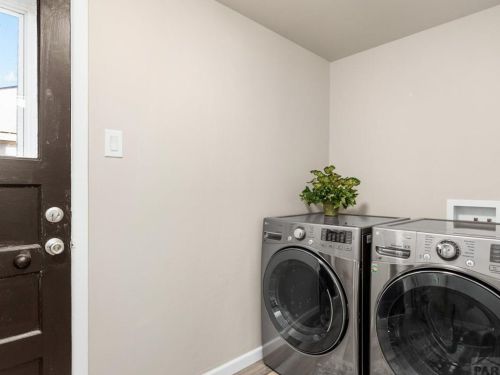 1611 Iroquois Rd, Pueblo CO  81001-1636 exterior