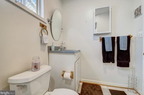 4946 Beech St, Shady Side MD 20764-9666 exterior