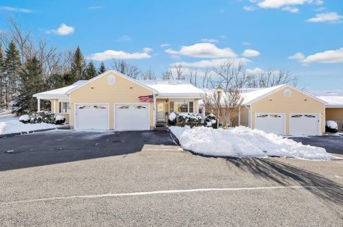 55 Highland Dr, Upper Stepney, CT 06468-1462