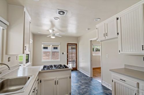 2832 David St, Riverside CA  92506-4299 exterior