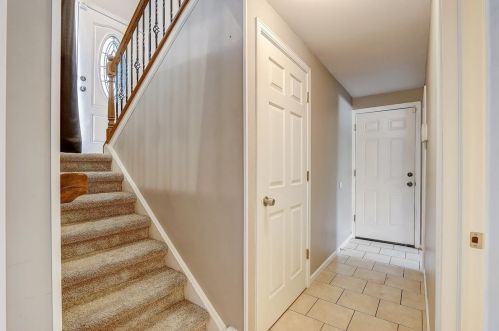 151 Camelot Way, Lemont IL  60440-2084 exterior