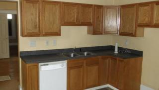 306 Burt St, Columbus, OH 43203-1635