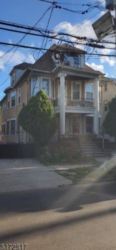 430 3rd Ave, Newark, NJ 07107-1740