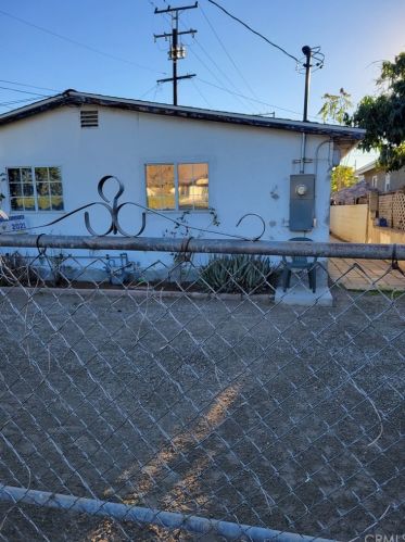 10038 Nobles Ave, Whittier, CA 90606-1063