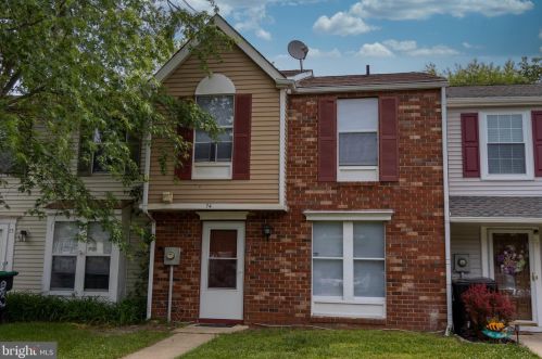 74 Vanderbilt Ct, Erial, NJ 08081-2916
