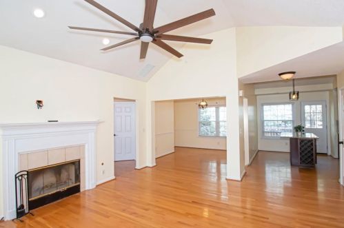 160 Parkside Dr, Stockbridge GA  30281-6902 exterior
