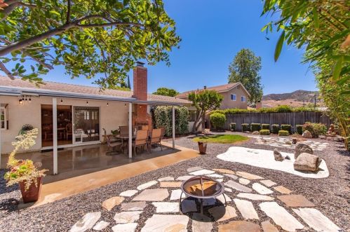 1755 Emory Ave, Simi Valley CA 93063-5005 exterior